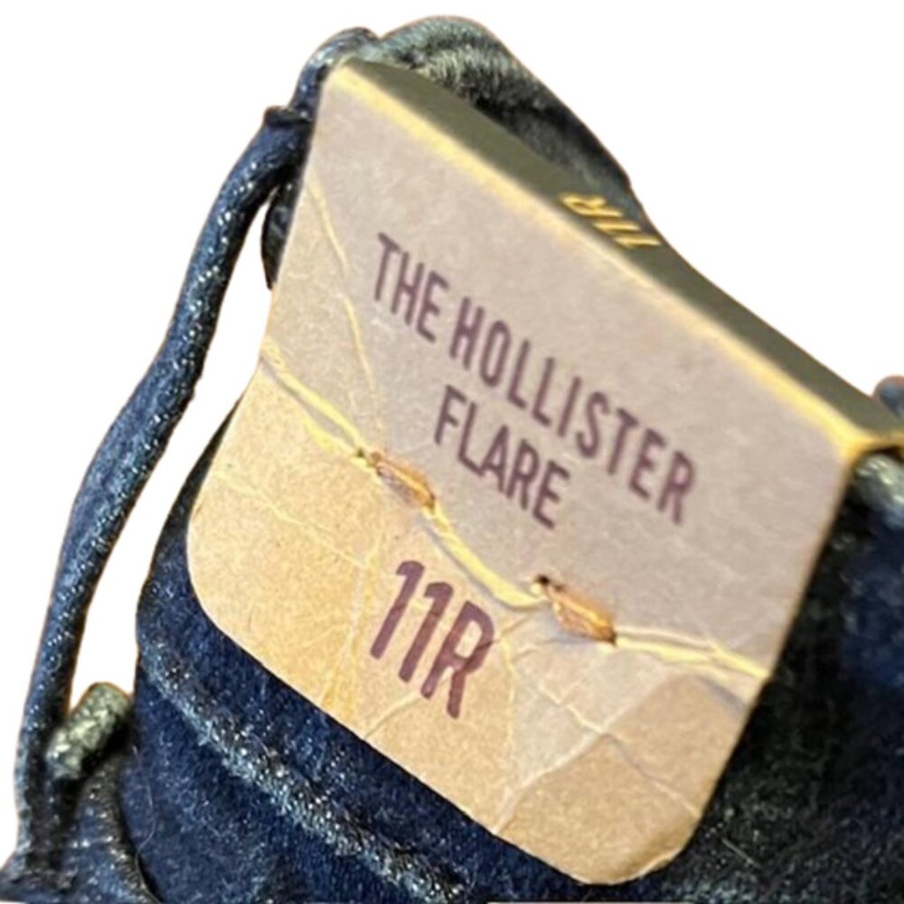 Distressed Ripped Flare Jeans - Picture 7 of 8